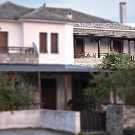 Villa Near Paradise à Koropi Extérieur photo